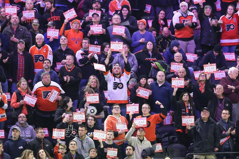 Flyers' fans showed their support for left winger Oskar Lindblom and his cancer battle during a Dec. 17 game against Anaheim.