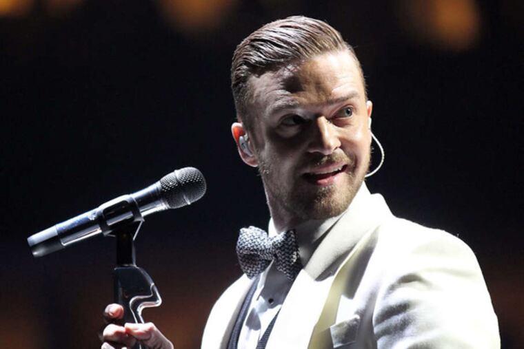 Justin Timberlake performs at the Wells Fargo Center on Sunday, November 10, 2013. ( Yong Kim / Staff Photographer )