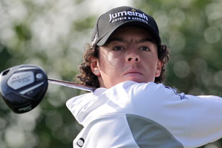 Rory McIlroy opened his season by outplaying Tiger Woods on Thursday. (Kamran Jebreili/AP)