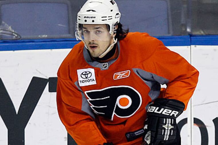 Danny Briere has drawn the ire of fans in Buffalo even though he was once a star for the Sabres. (Yong Kim/Staff Photographer)