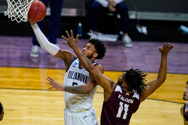 Villanova guard Justin Moore shooting against Winthrop.