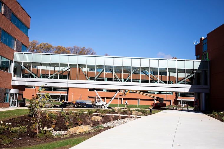 A bridge connecting Neptune and Defence building on the new Vanguard campus on Nov. 1 2019.