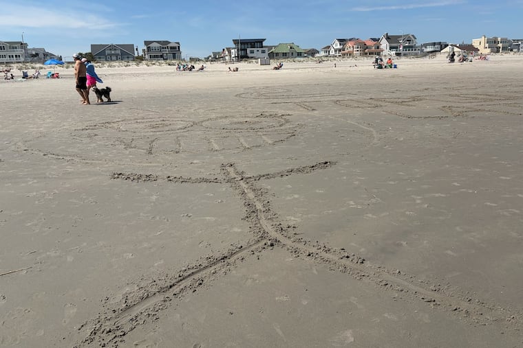 There was an early beach vibe the week before Memorial Day Weekend in Ventnor, N.J.