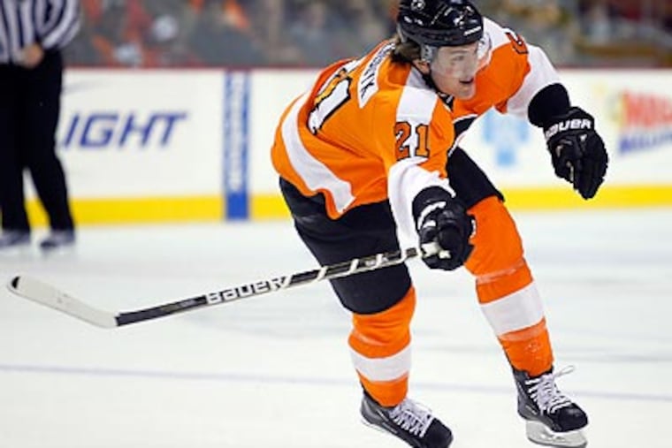 James van Riemsdyk has zero goals in 13 games this season. (Yong Kim/Staff Photographer)