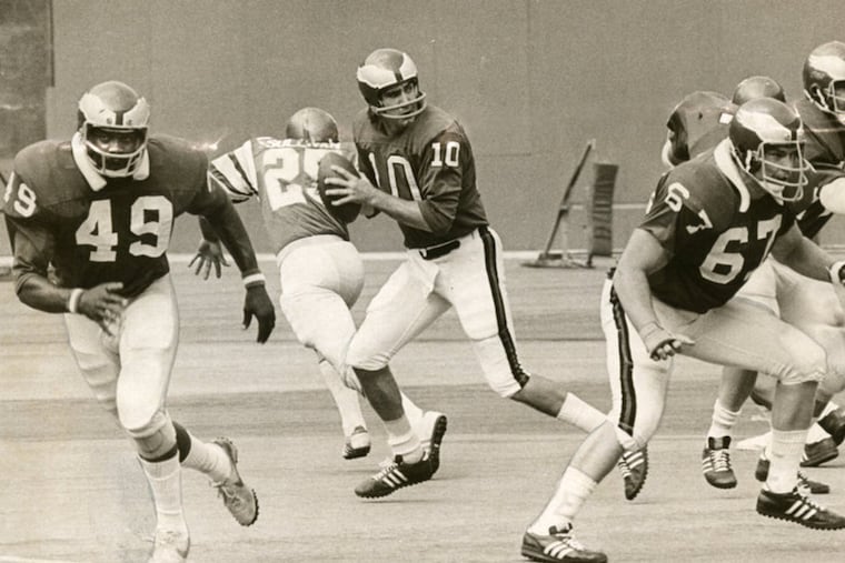 Mike Boryla (10) Philadelphia Eagles quarterback directs team as the prepare for the opening game against the NY Giants in September 1975. Inquirer File Photo