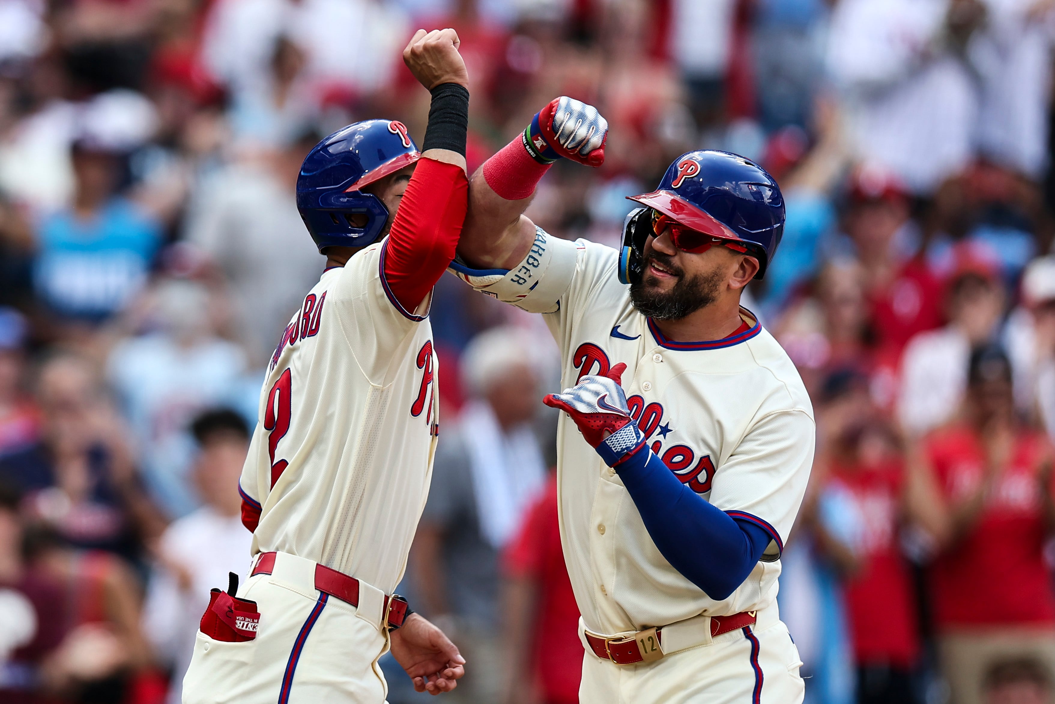 Kyle Schwarber caps off dramatic comeback with walk-off home run as Phillies sweep Cardinals