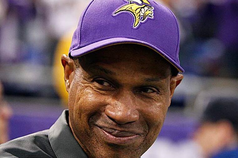 After leading the Vikings to a surprising playoff berth last season, Leslie Frazier has reached an agreement on a contract through 2014. (Genevieve Ross/AP file photo)