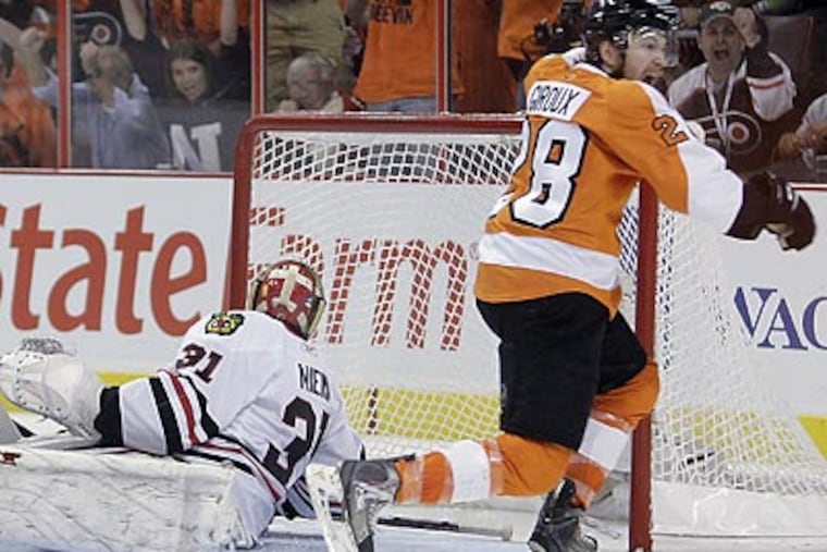Claude Giroux's overtime goal to win Game 3 put the Flyers back in the series. (Yong Kim / Staff Photographer)