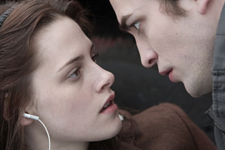 Vampire meets girl: Kristen Stewart, Robert Pattinson in the movie "Twilight."