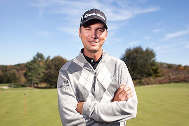 Sean O'Hair visited the White Manor Country Club in Malvern on Monday to give a clinic. (Ed Hille/Staff Photographer)