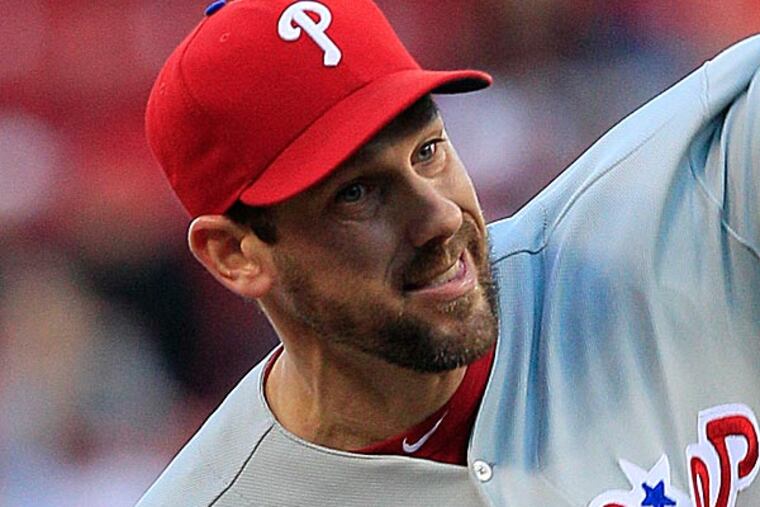 Cliff Lee's walk streak ended and soon after, his string of shutout innings would, the Reds capitalized in a 4-2 win over the Phillies. (Al Behrman/AP)