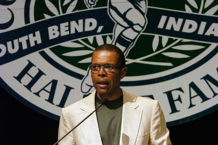 In this June 2, 2004 photo, Gale Sayers addressed a luncheon sponsored by the College Football Hall of Fall in South Bend, Ind.