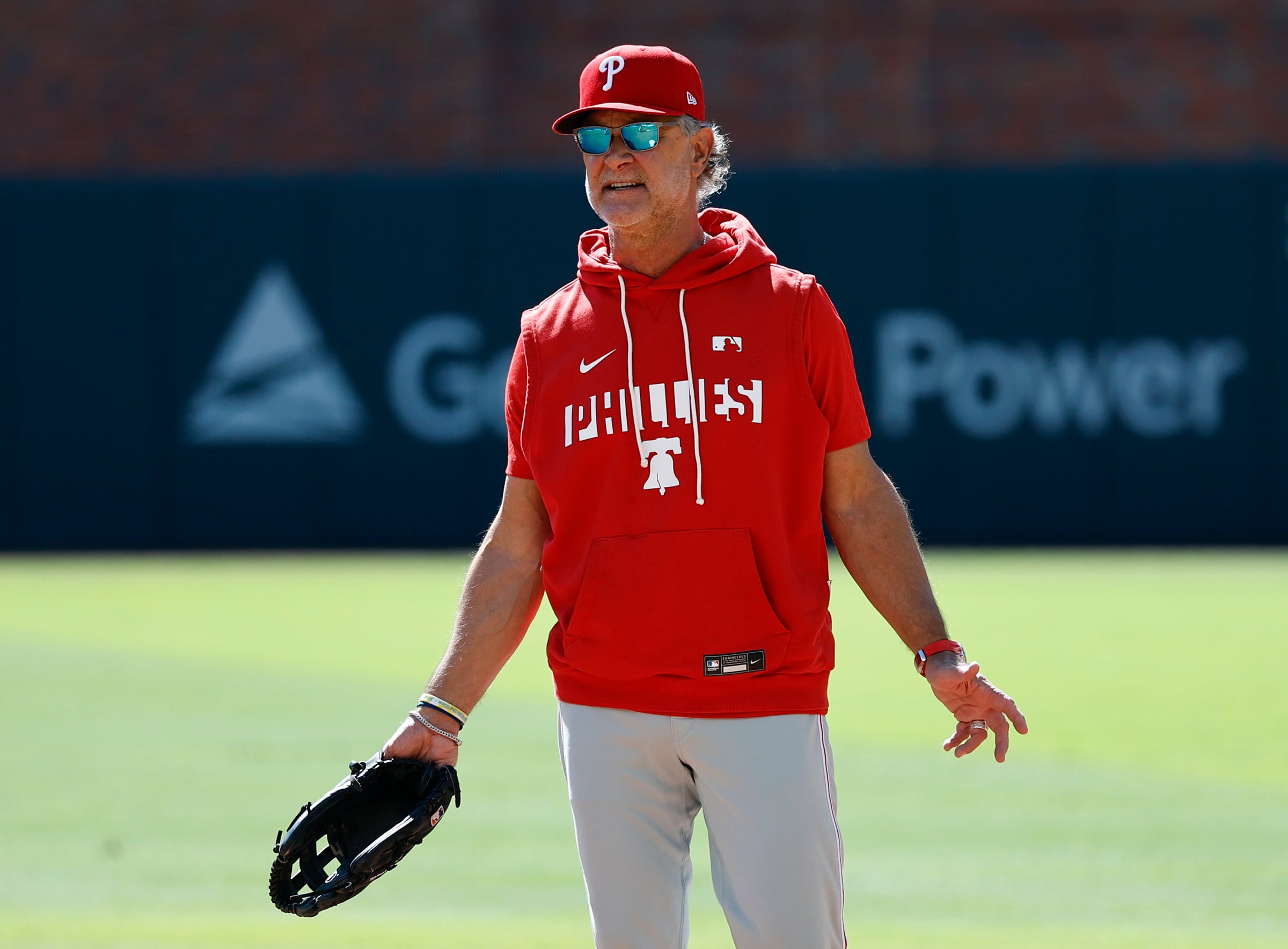 Interim Manager Mattingly’s Bullpen Strategy Questioned After Playoff Setback