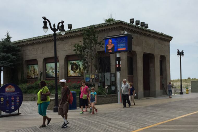 The historic but rundown and vacant former Comfort Station across from Boardwalk Hall is among the properties Atlantic City wants to market for redevelopment. (AMY S. ROSENBERG / Staff)