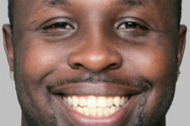 RB Damien Nash played basketballfor charity.