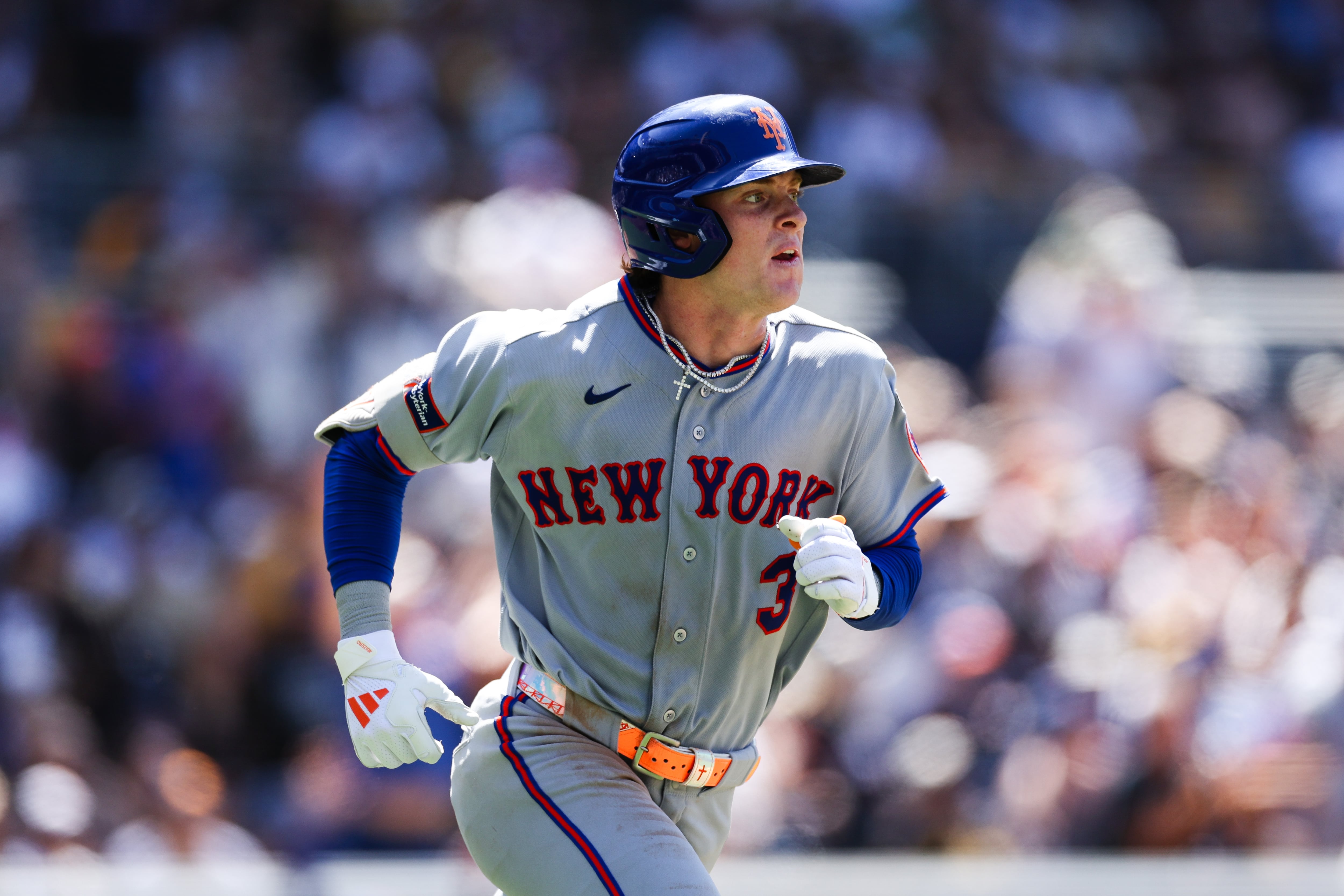 Mets rookie Carson Benge goes 5 for 5 with homer and RBI triple in 7-3 win over scuffling Padres
