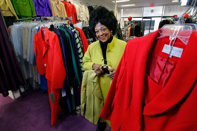 Connie Baker is closing her once-popular Sans Appelle boutique inside the Cheltenham Mall, but
she’s going to try the pop-up route on City Avenue.