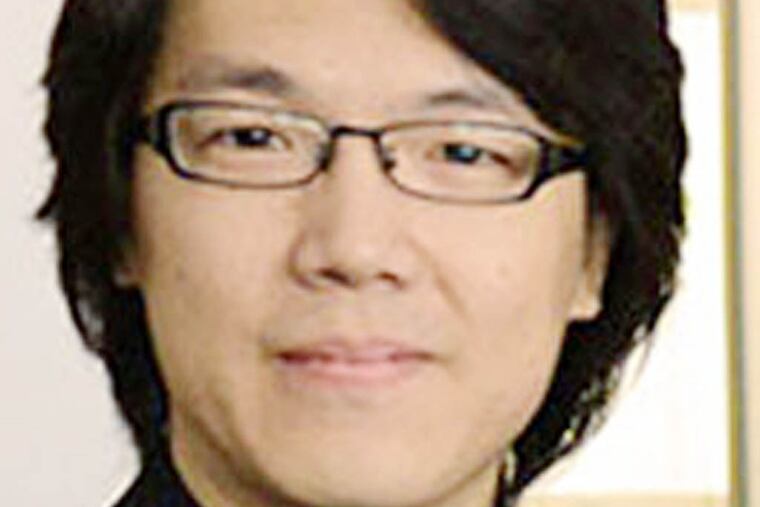 LIo Kuokman conducts the Orchestra in music by Tchaikovsky, Waldteufel, Dvorak, Smetana and Johann Strauss. Reserve free ticket at www.philorch.org.