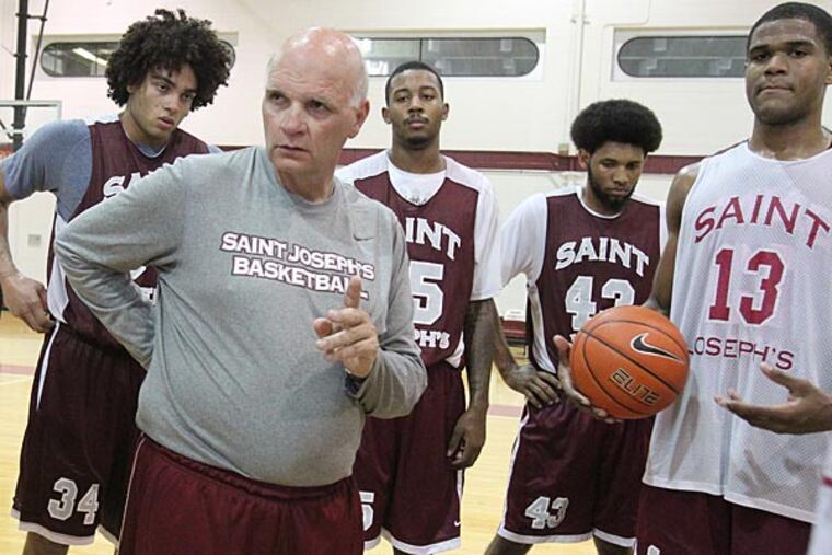 St. Joseph's head coach Phil Martelli. (Charles Fox/Staff Photographer)