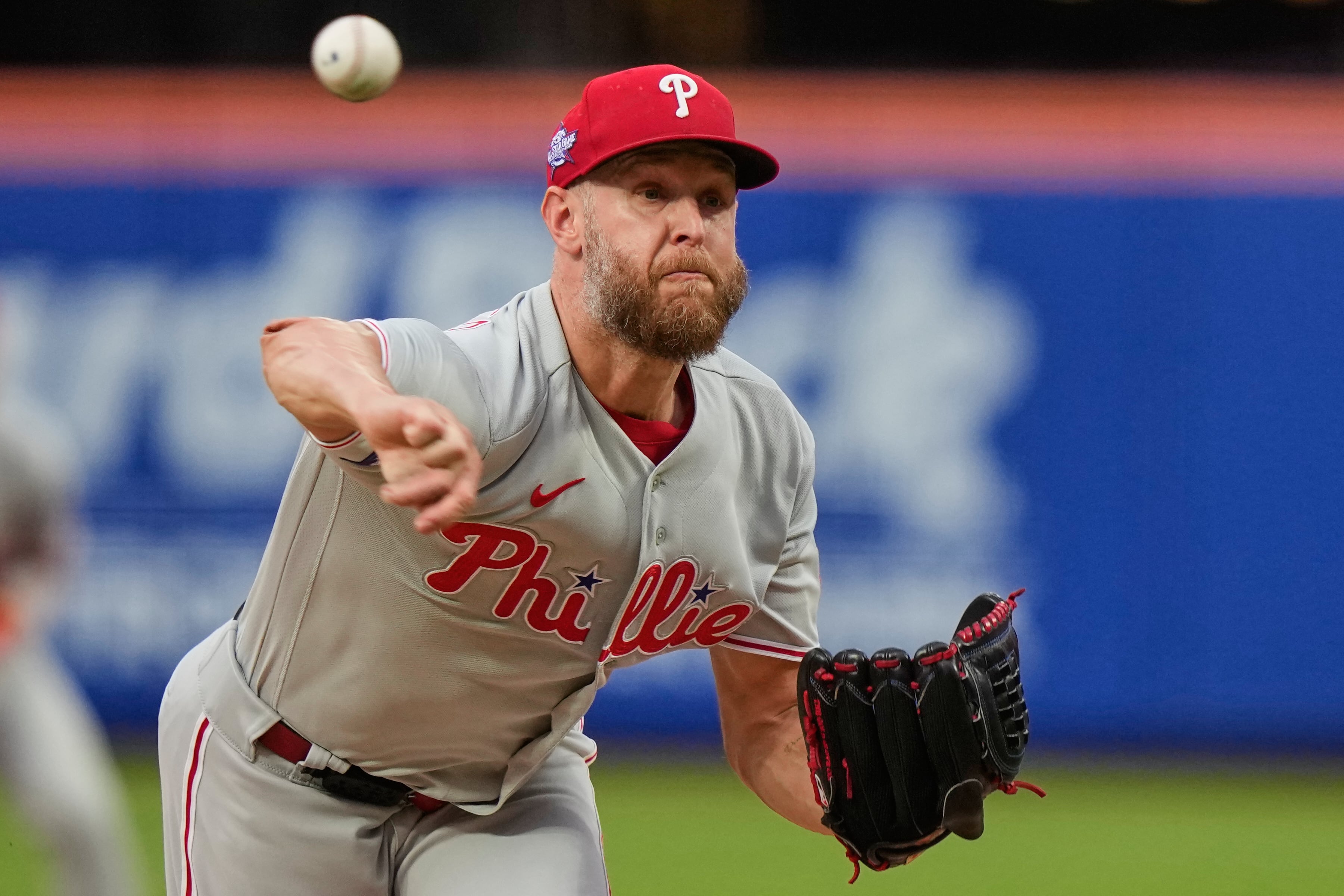Hill robs Soto with sensational catch as Wheeler and Phillies top skidding Mets 2-1