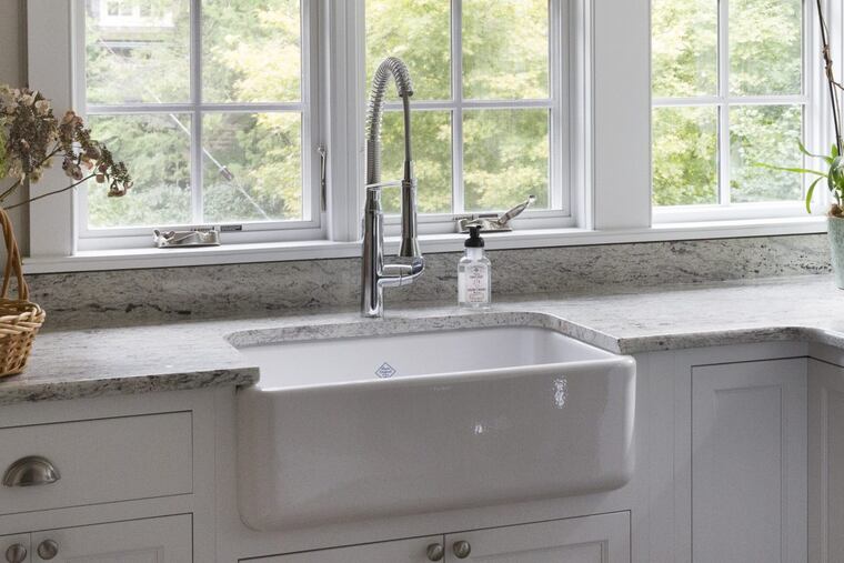 HGTV-friendly terms that result in sales premiums in the entry-level market include “farmhouse sink.”