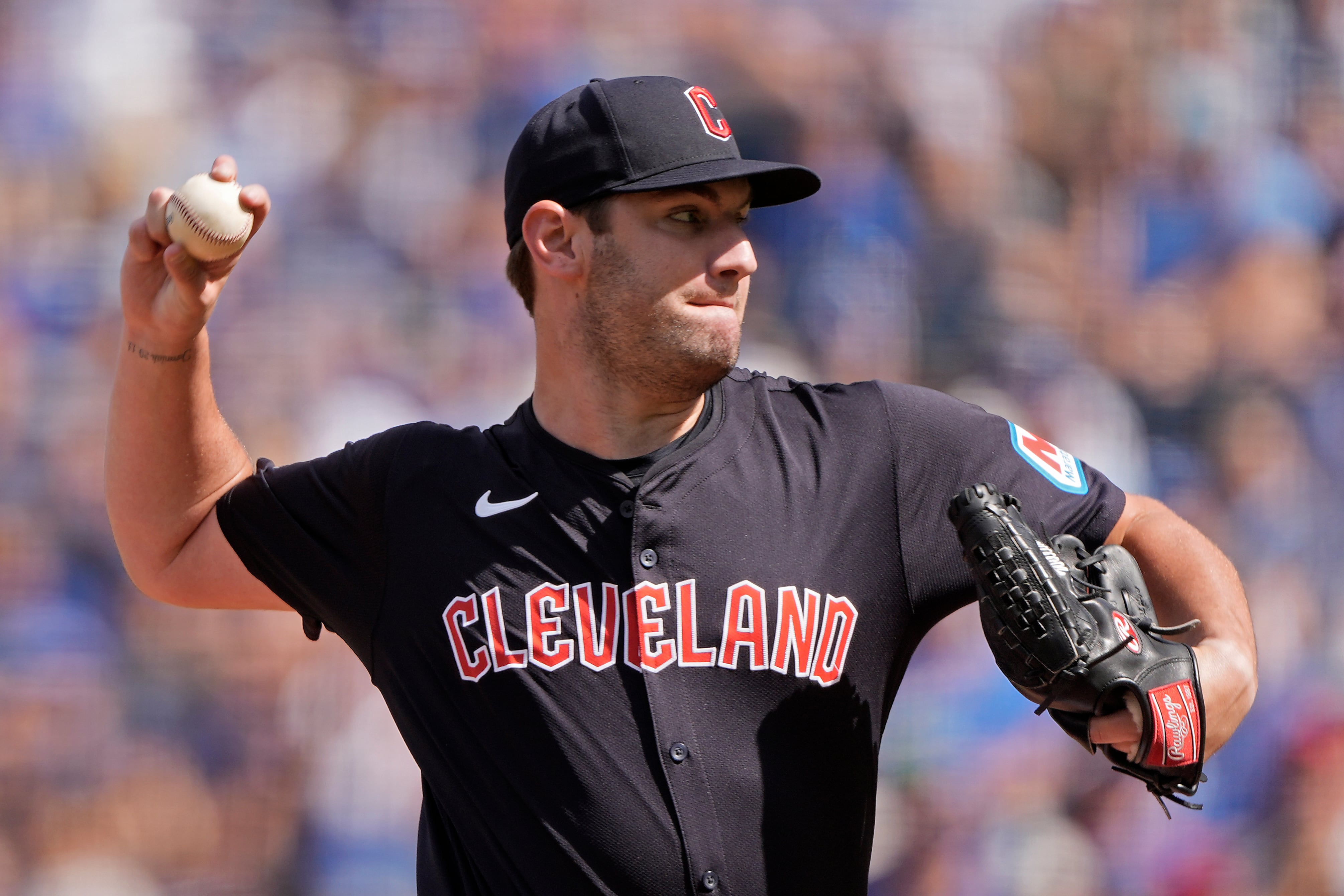 Guardians clinch 3rd straight AL Central crown with 11-5 win over Royals