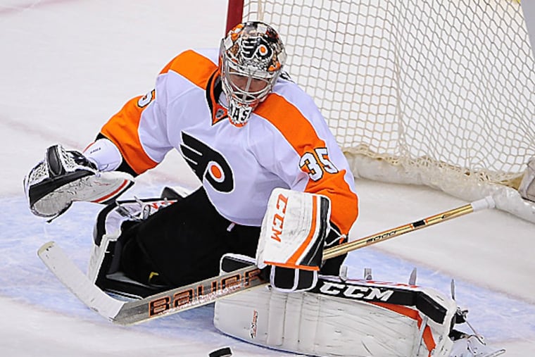 Flyers goalie Steve Mason. (Anne-Marie Sorvin/USA Today Sports)