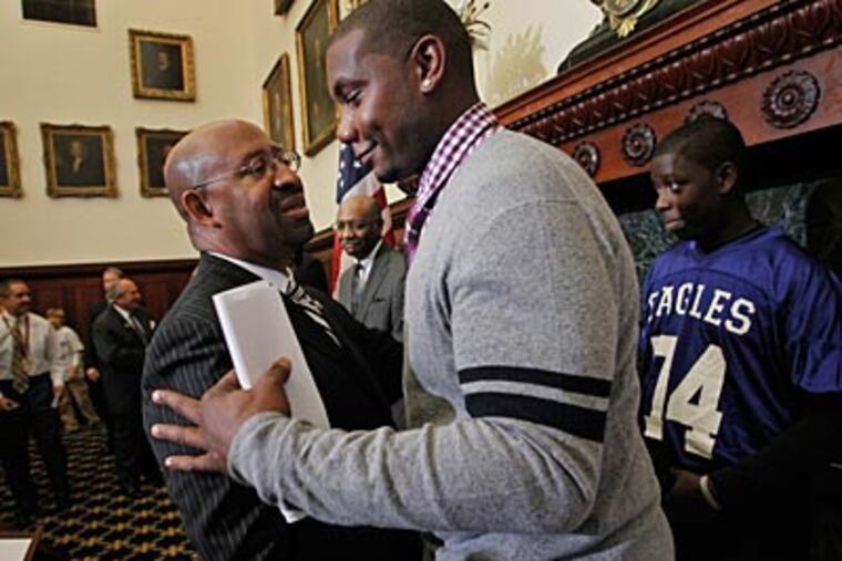 Ryan Howard's foundation donated over one million dollars worth of athletic wear to the School District of Philadelphia. (Alejandro A. Alvarez/Staff Photographer)