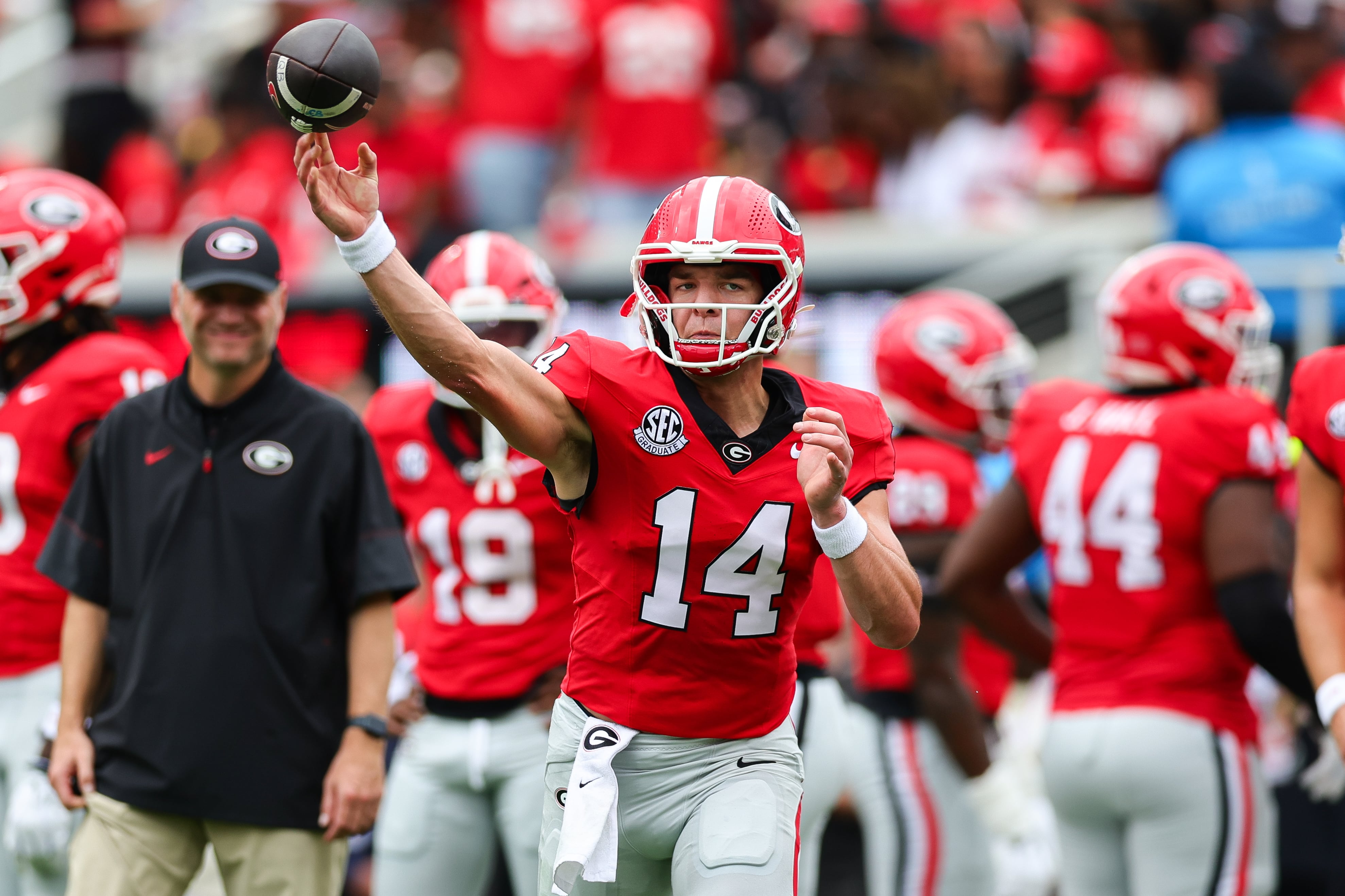Stockton throws 3 TDs as No. 2 Georgia rolls past Vanderbilt 38-14 and improves to 5-0