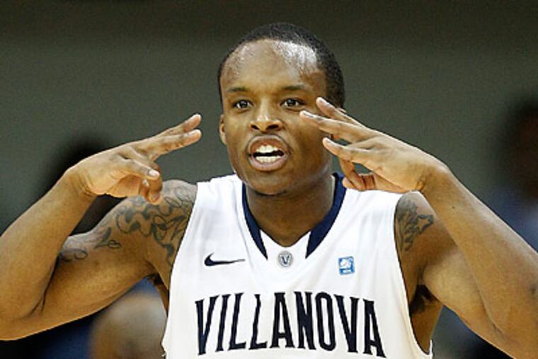Villanova evened its record at 8-8 yesterday afternoon at the Pavilion by beating DePaul, 87-71. (Ron Cortes/Staff Photographer)