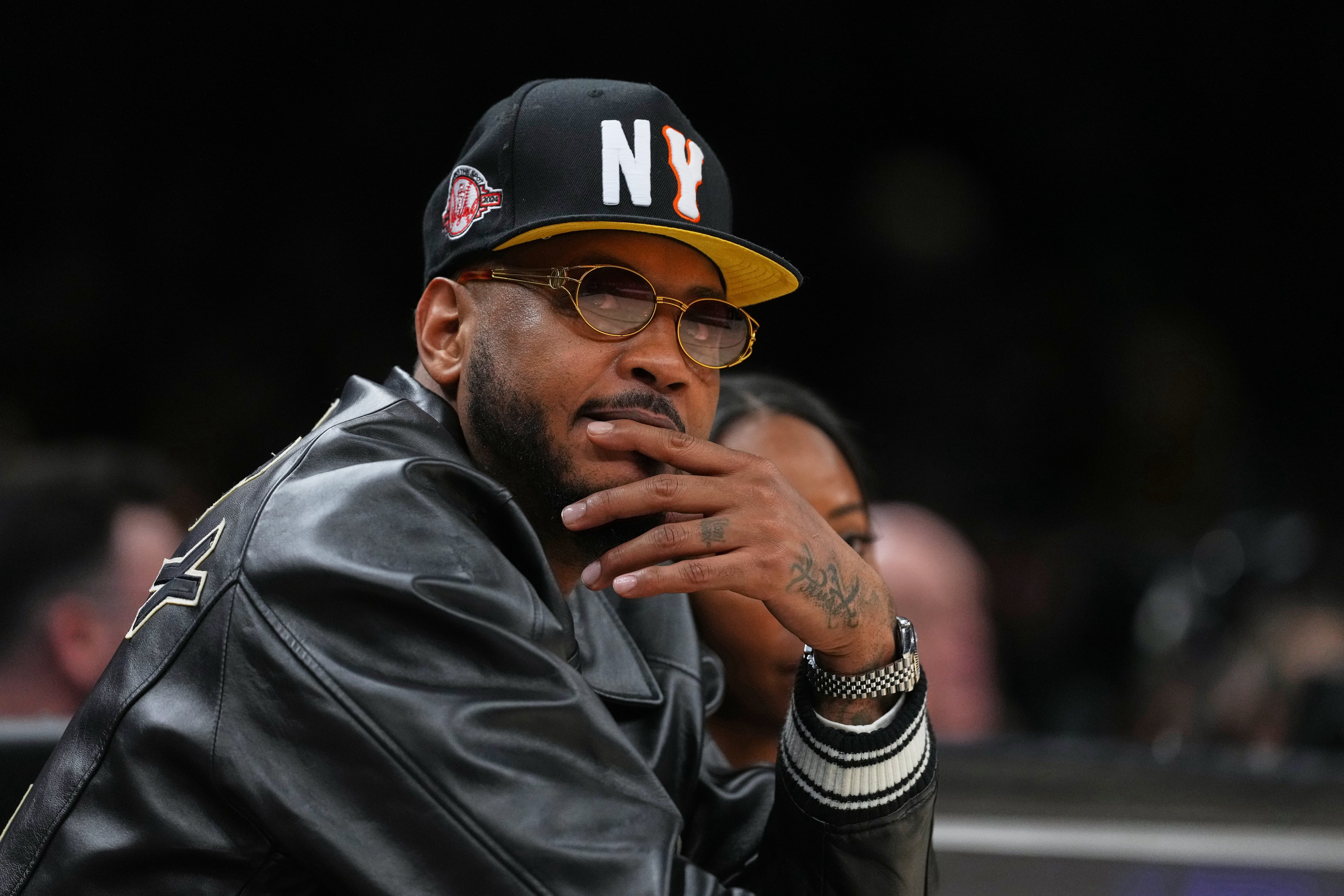 Carmelo Anthony endorses Knicks' decision to shelve contract talks, prioritize on-court performance