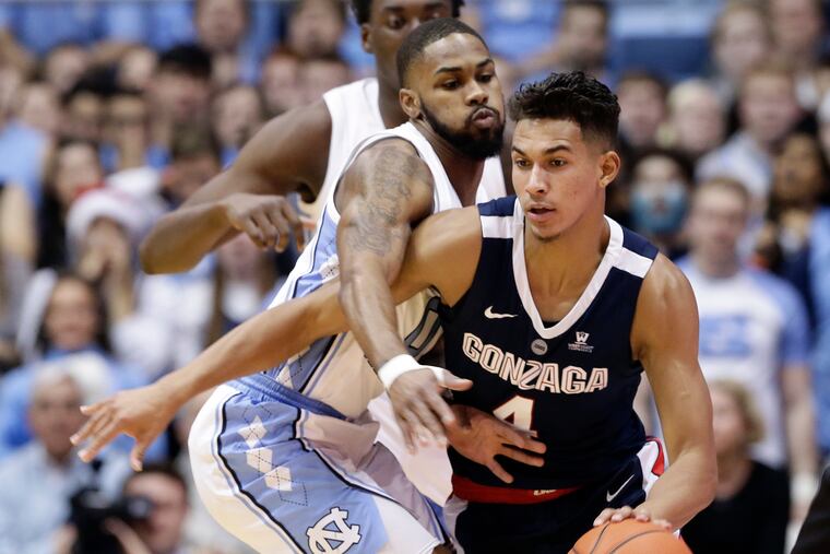 Greg Foster Jr. (4) is transferring to St. Joseph's from Gonzaga, where he featured in 28 games as a freshman.