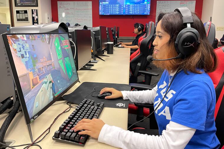 Lethrese Rosete, a 20-year-old DePaul sophomore majoring in UX design, plays an online game at the university's Esports Gaming Center.