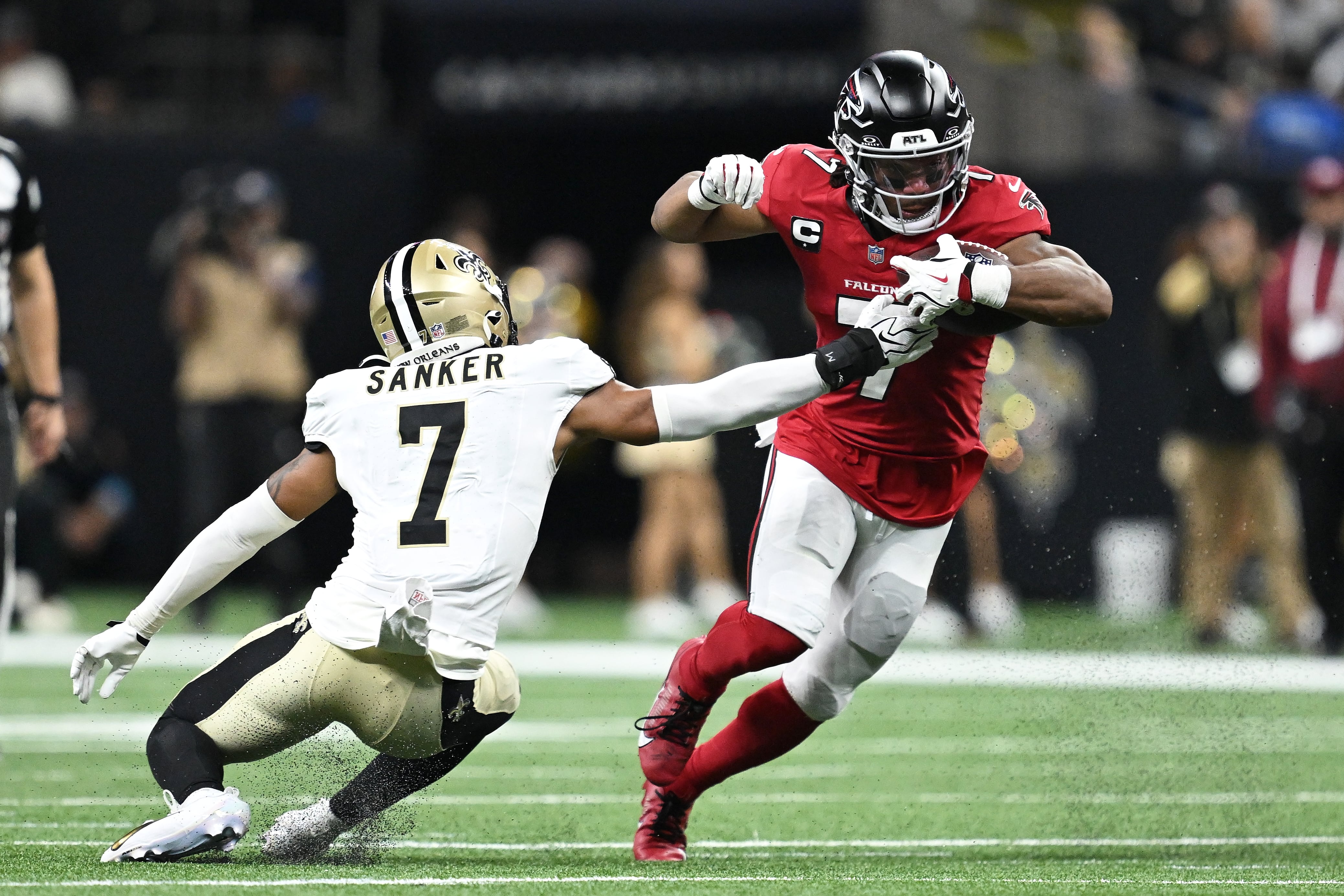 Bijan Robinson powers Falcons past Saints 45-24 on the 20th anniversary of the Superdome's reopening
