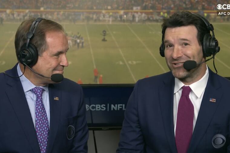 CBS announcers Jim Nantz (left) and Tony Romo.