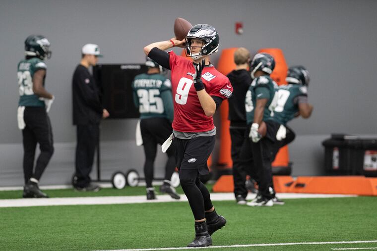 Philadelphia Eagles, Nick Foles, ,QB, 9, throws a pass during practice at the NovaCare Complex in Philadelphia, Pa. Thursday, December 20, 2018. JOSE F. MORENO / Staff Photographer