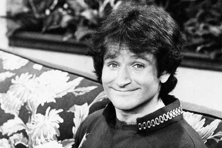 It was on 's "Mork and Mindy" in 1978 that Williams first attained A-list acclaim. In the sitcom, Williams is an alien sent to Earth to observe human behavior. ABC