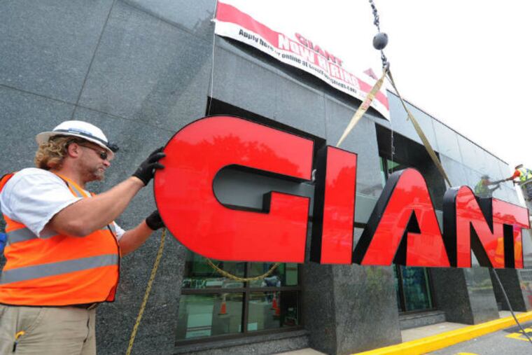 The owner of two U.S. Giant supermarket chains will combine with Belgium's Delhaize Group. (Clem Murray/Staff Photographer)