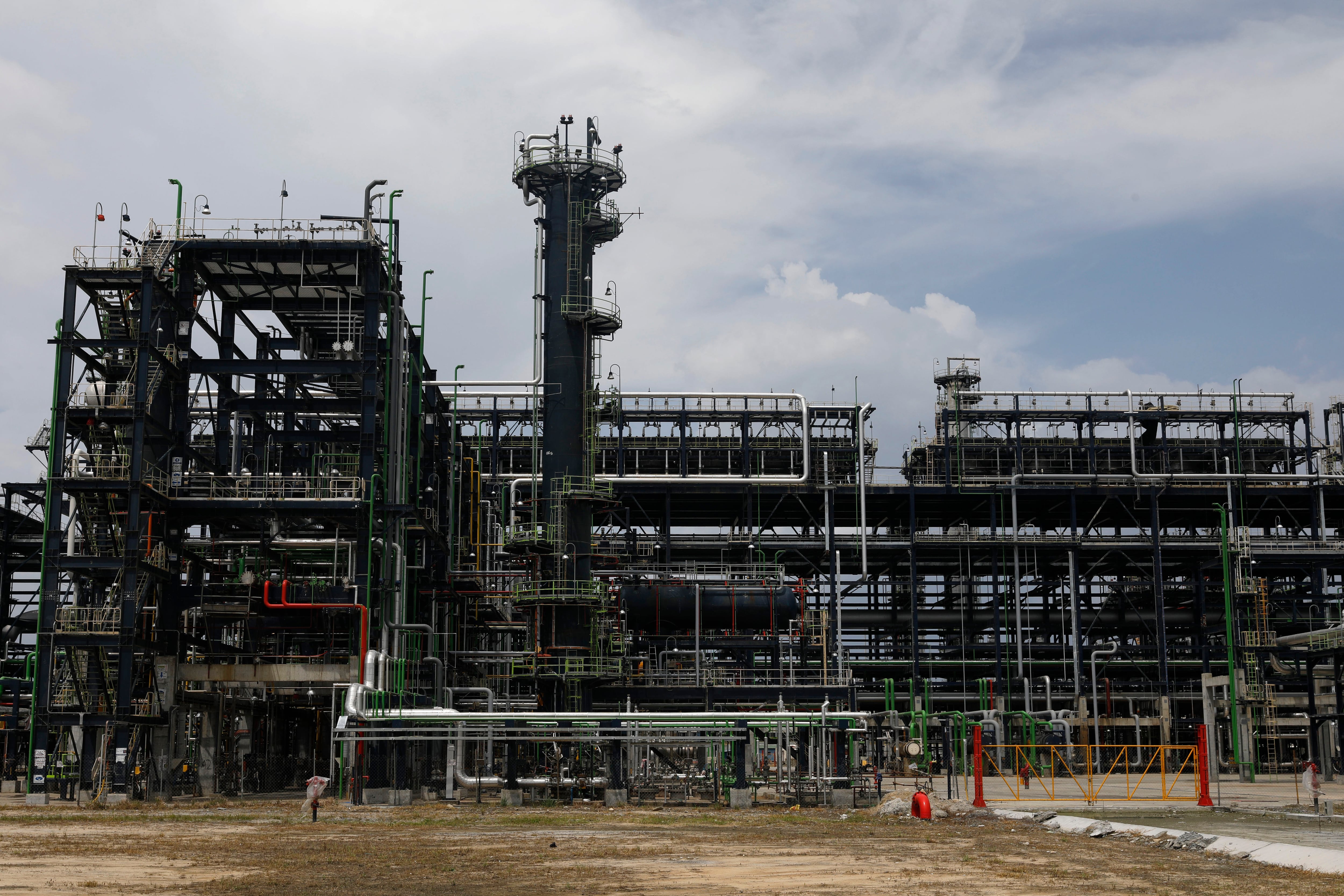 Africa's biggest oil refinery opens to public ownership, sparking excitement among retail investors