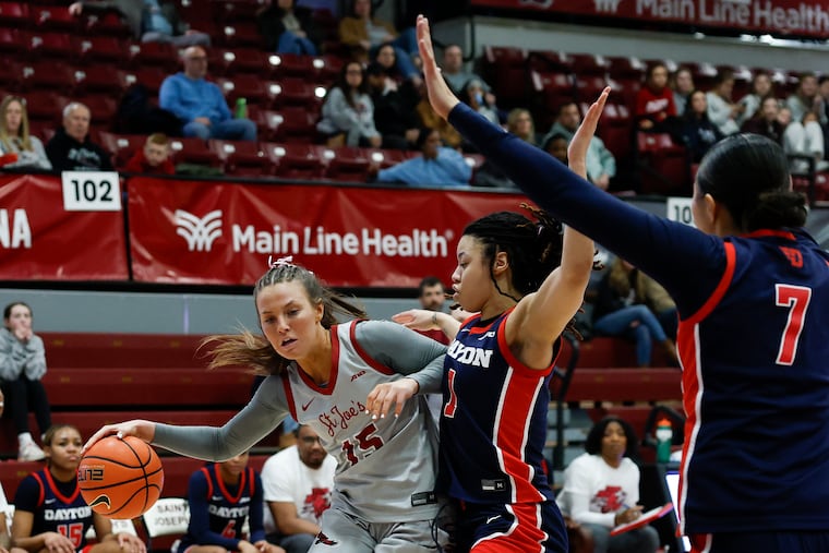 Guard Gabby Casey led the Hawks with 29 points on Saturday against Dayton.