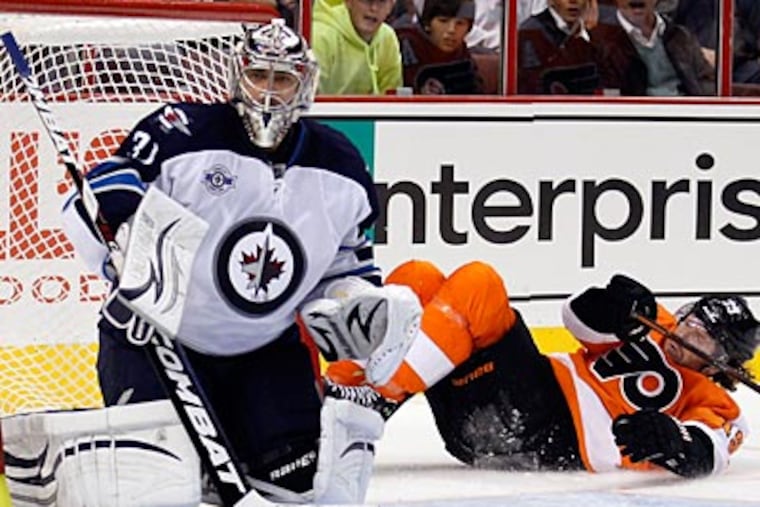 Despite rallying back from a four-goal deficit, the Flyers fell to the Jets, 9-8, on Thursday. (Yong Kim/Staff Photographer)