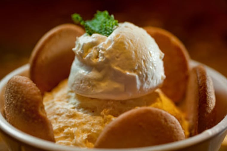 The banana pudding is a menu highlight. (DAVID M WARREN / Staff Photographer)