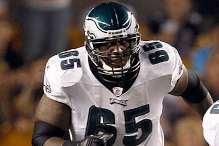 King Dunlap has made a case to become the Eagles starting right tackle. (Yong Kim/Staff Photographer)