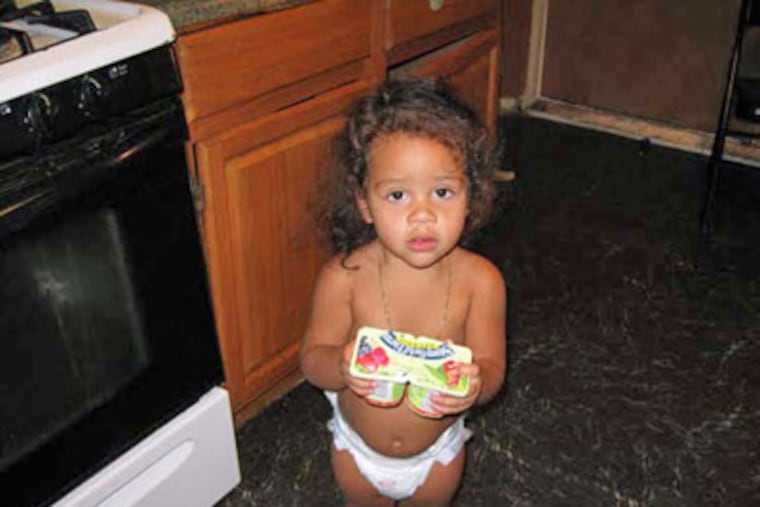 She was asking me for that yogurt. I felt so bad because it was
outdated. It was so old, I couldn’t give it to her. I said, ‘I don’t have it. It’s no good’… She was actually crying because I took it off of her and dumped it. And I didn’t have like anything else to give her. (Angelica R.)