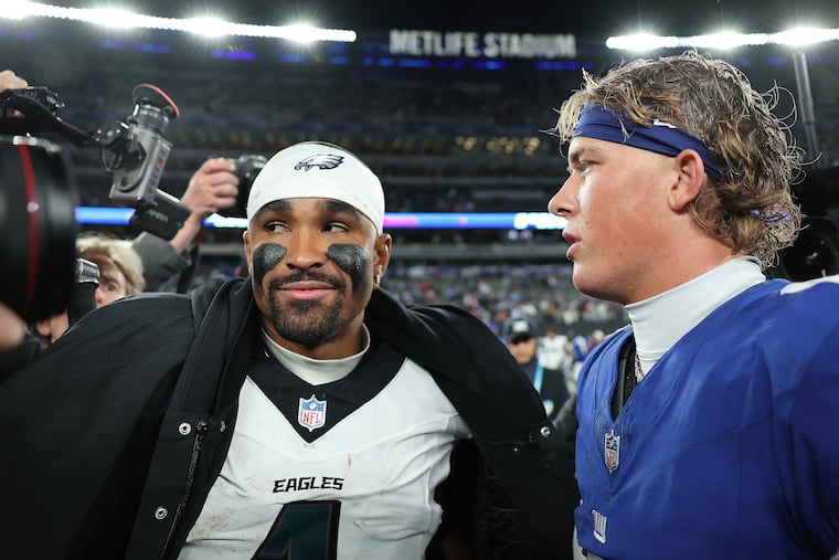 Eagles quarterback Jalen Hurts (left) and Giants quarterback Jaxson Dart will face off for the second time.