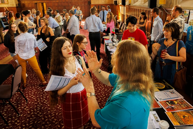 Gabriella Pabon, 18, (left) speaking with Radcliffe Edmonds, III, Paul Shorey Professor of Greek, as incoming freshman at Bryn Mawr College meet with professors to help them select a major Thursday, August 28, 2025.