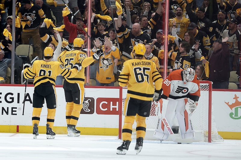 Flyers drop second straight, as pressure mounts for Game 6 in Philly