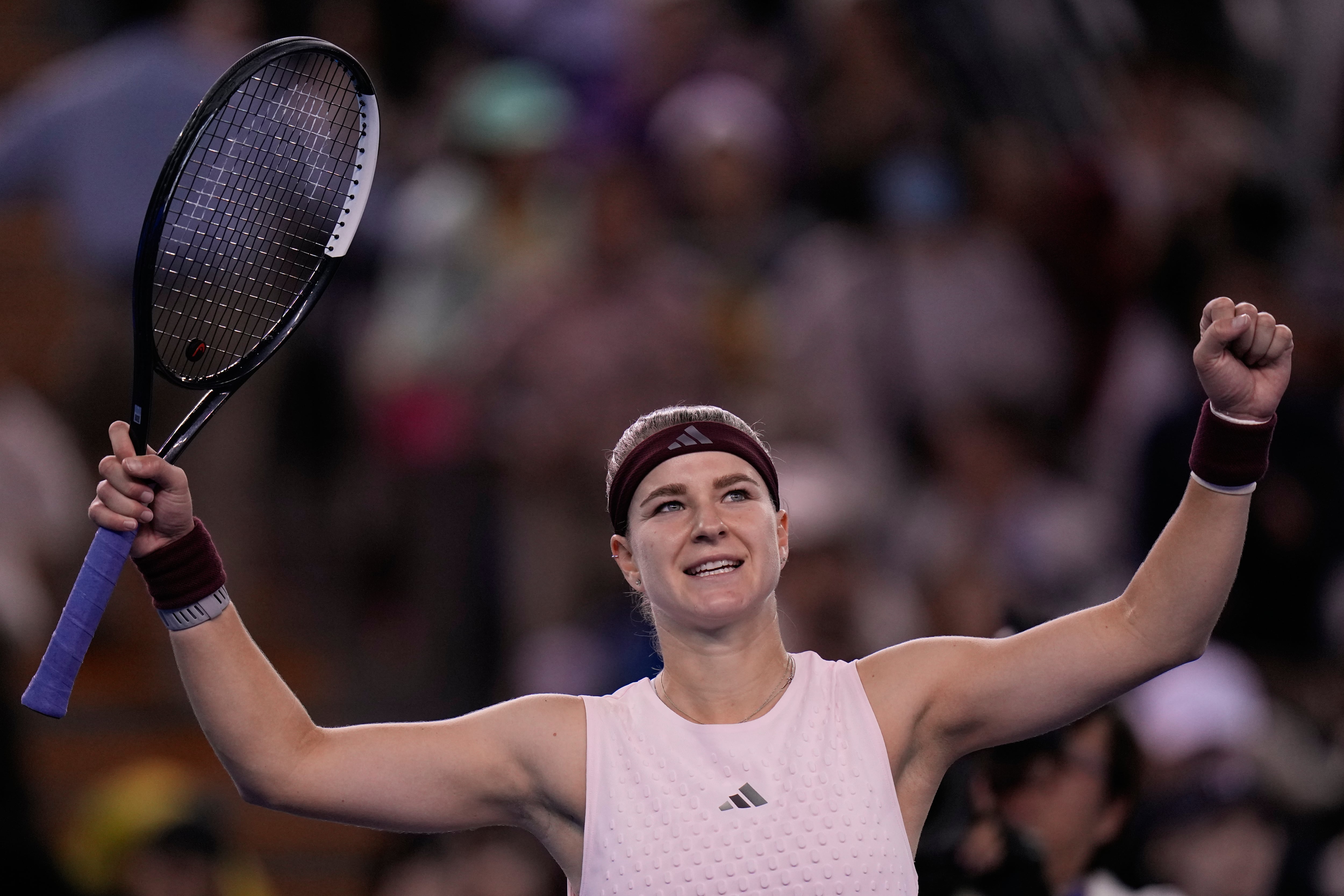 Muchova secures the last WTA Finals spot after Kostyuk retires at Ningbo Open