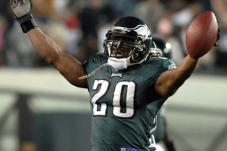 Brian Dawkins missed the Eagles' minicamps this spring to take care of his family.