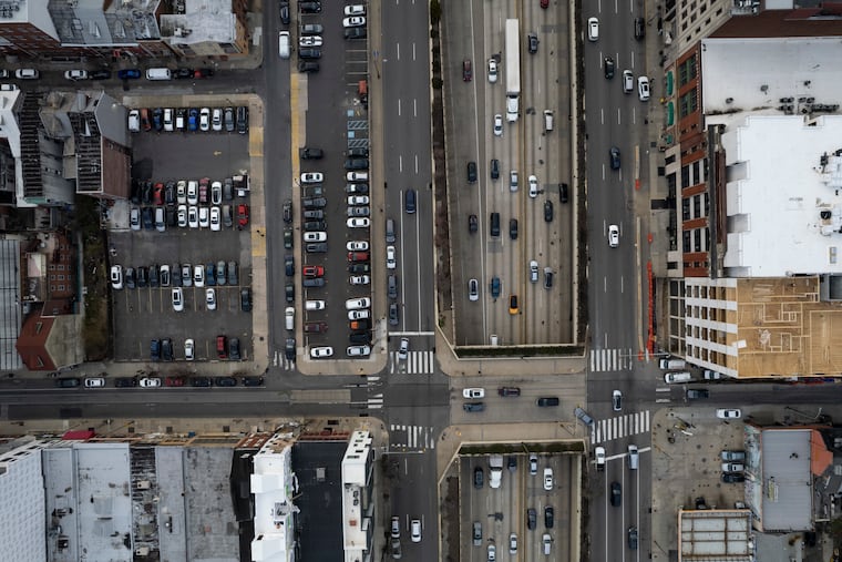 The Vine Street Expressway at 12th Street in 2023. The city plans to cap the Vine Street Expressway to reconnect Chinatown from 10th to 13th Streets.
